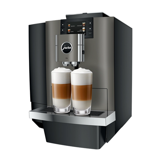 JURA Kaffeevollautomat X10c in der Farbe Dark Inox mit der Option zum Festwasseranschluss