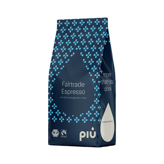 piu Fairtrade Espresso aus 100 % biologischem Anbau. Im 1-Kilo-Beutel.