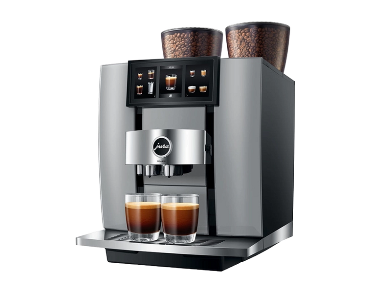 Professioneller Kaffeevollautomat JURA GIGA W10 mit zwei Kaffeemühlen
