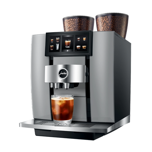 Professioneller Kaffeevollautomat JURA GIGA W10 mit zwei Kaffeemühlen