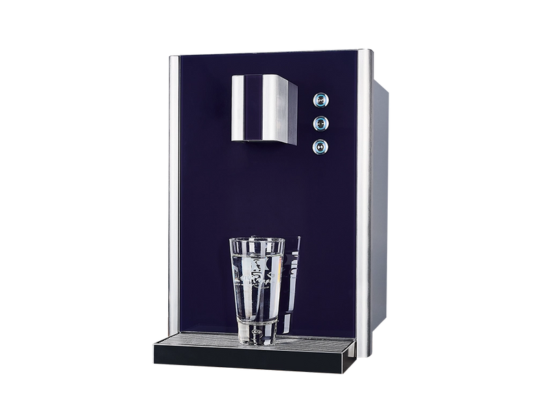 Wasserspender più aqua 401 für Firmen in repräsentativen Räumlichkeiten.